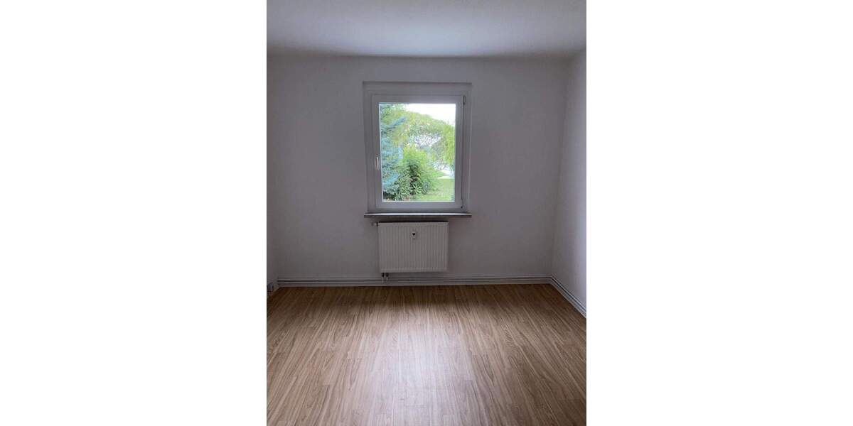 Etagenwohnung Arzberg - 3 Zimmer, 58 m&sup2;, 300&euro; | Angebot:25701629