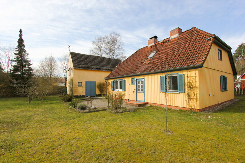 Einzigartig in Prerow - Wohnhaus mit riesigem Grundstück