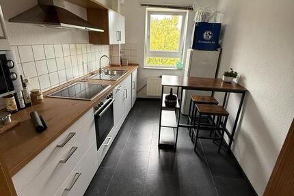 Attraktive 2-Zimmer-Wohnung mit Balkon & Stellplatz in Kassel 1 zimmer