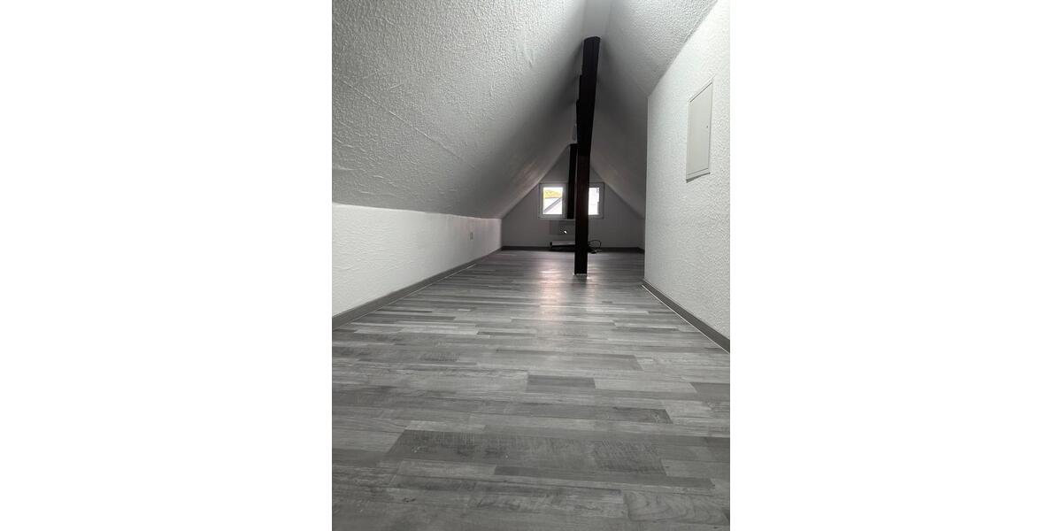 Einfamilienhaus Wiehl - 3 Zimmer, 100 m&sup2;, 1.000&euro; | Angebot:26515215
