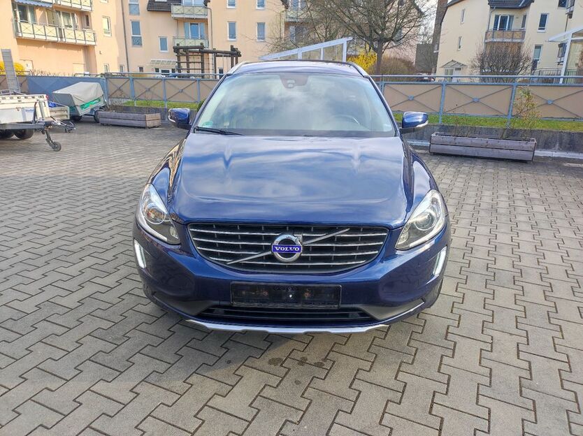 Volvo XC60 173.000 km 11.990 € Chemnitz 09120