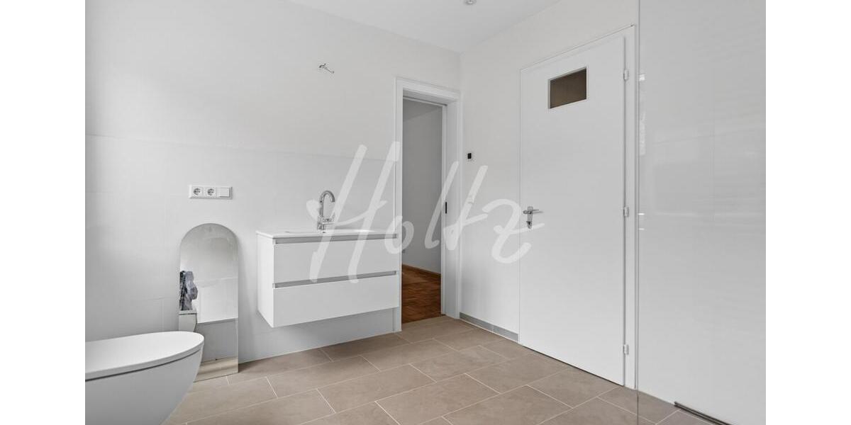 Terrassenwohnung Bollschweil - 5 Zimmer, 150 m&sup2;, 1.600&euro; | Angebot:26252293