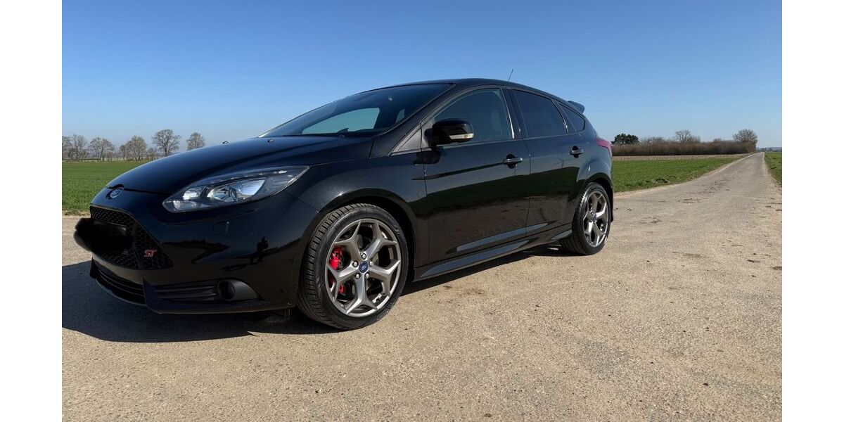 Ford Focus 138.000 km 9.000 &euro; Nörvenich 52388