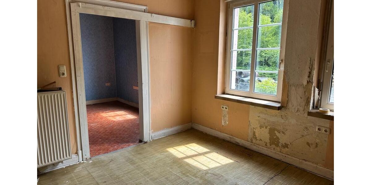 Doppelhaushälfte Altena - 10 Zimmer, 169 m&sup2;, 123.000&euro; | Angebot:26821762