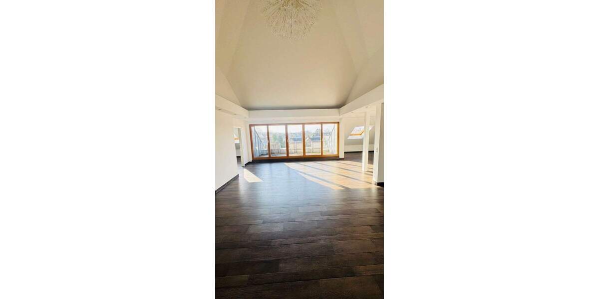 Etagenwohnung Euskirchen Innenstadt - 4 Zimmer, 134 m&sup2;, 429.000&euro; | Angebot:25385846