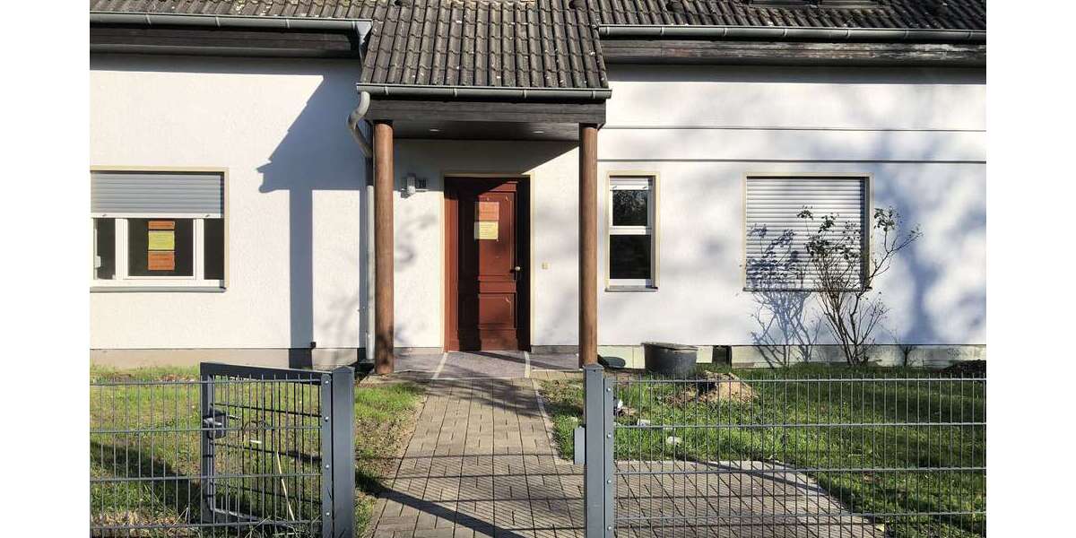 Einfamilienhaus Falkensee - 3.5 Zimmer, 130 m&sup2;, 1.820&euro; | Angebot:23810589