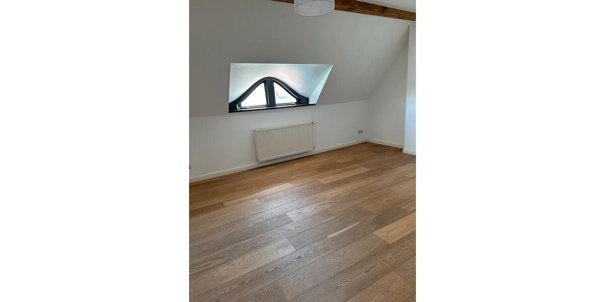 Dachgeschoßwohnung Sellin - 3 Zimmer, 95 m&sup2;, 1.100&euro; | Angebot:26637146
