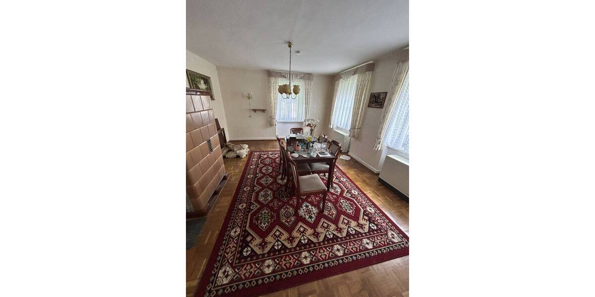 Einfamilienhaus Guthmannshausen Guthmannshausen - 8 Zimmer, 213 m&sup2;, 140.000&euro; | Angebot:25745772