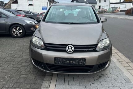 VW Golf 103.635 km 2.950 € Müllenbach 53520