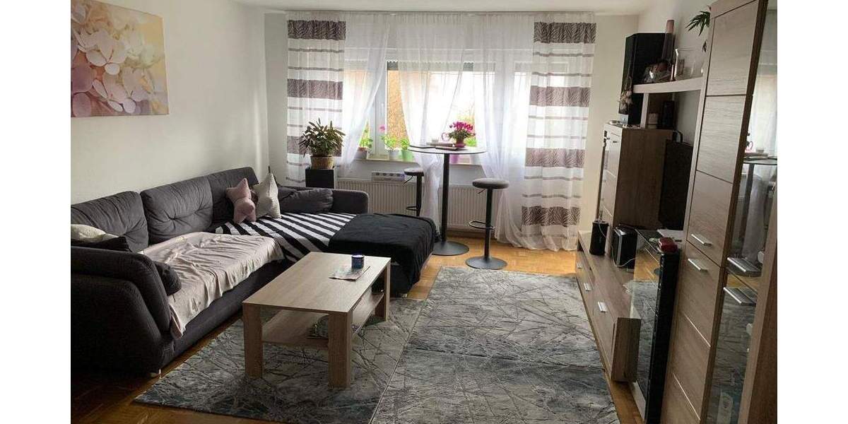 Attraktive 2-Zimmer-Wohnung mit Balkon, EBK, Stellplatz, Keller in Heilbronn-Horkheim 2 zimmer