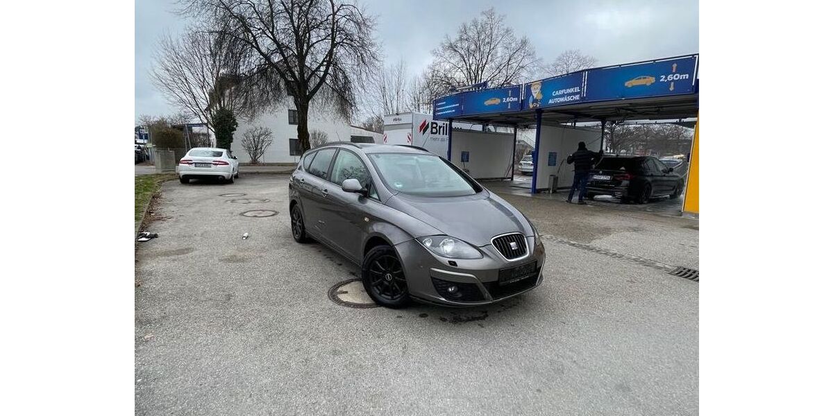 Seat Altea 160.468 km 3.299 &euro; Rosenheim 83026