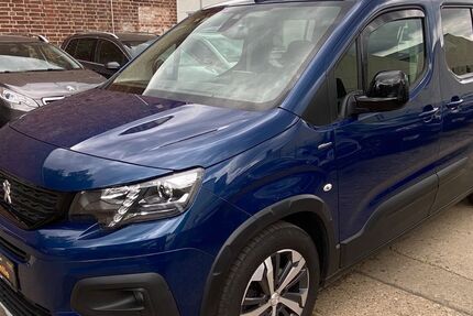 Peugeot Rifter 184.000 km 12.890 &euro; Berlin-Lichtenberg 10365