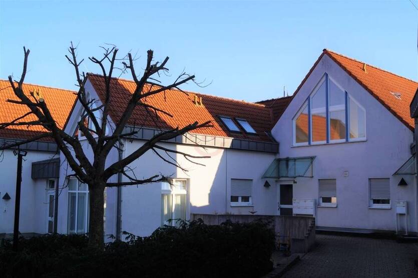 Einzigartige Studio-Wohnung mit Dachterrasse in ruhiger Lage