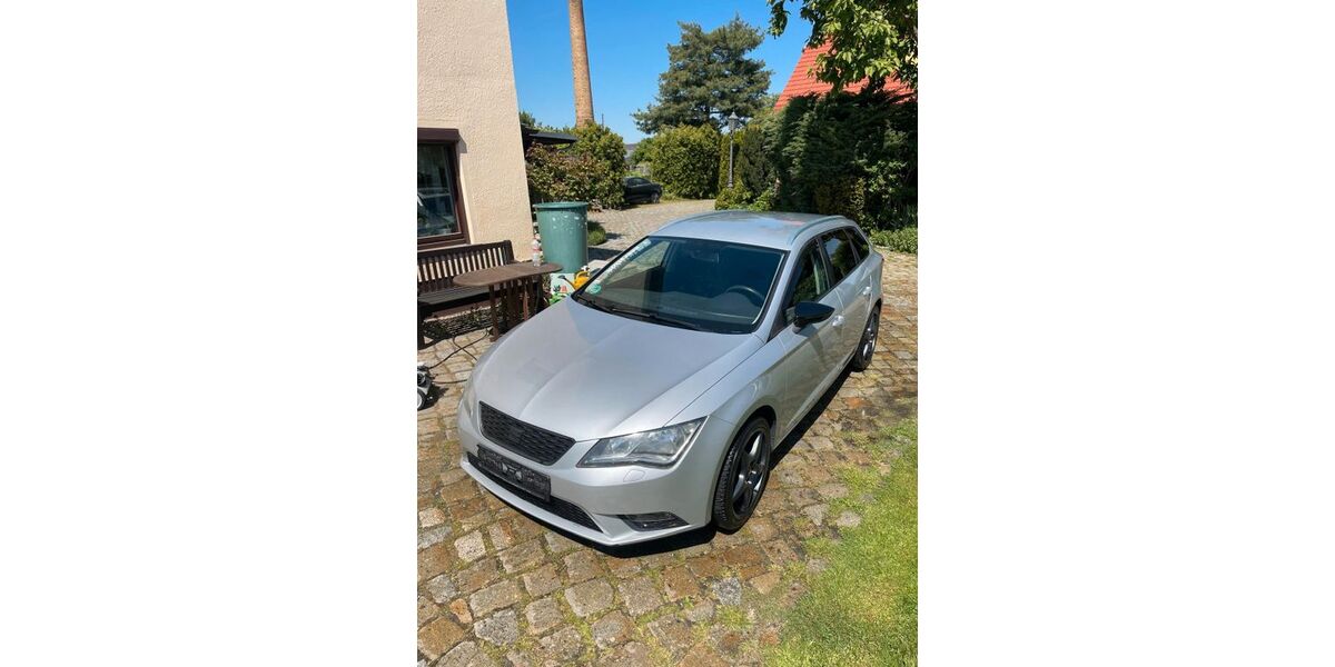 Seat Leon 163.284 km 7.500 &euro; Dresden 01156
