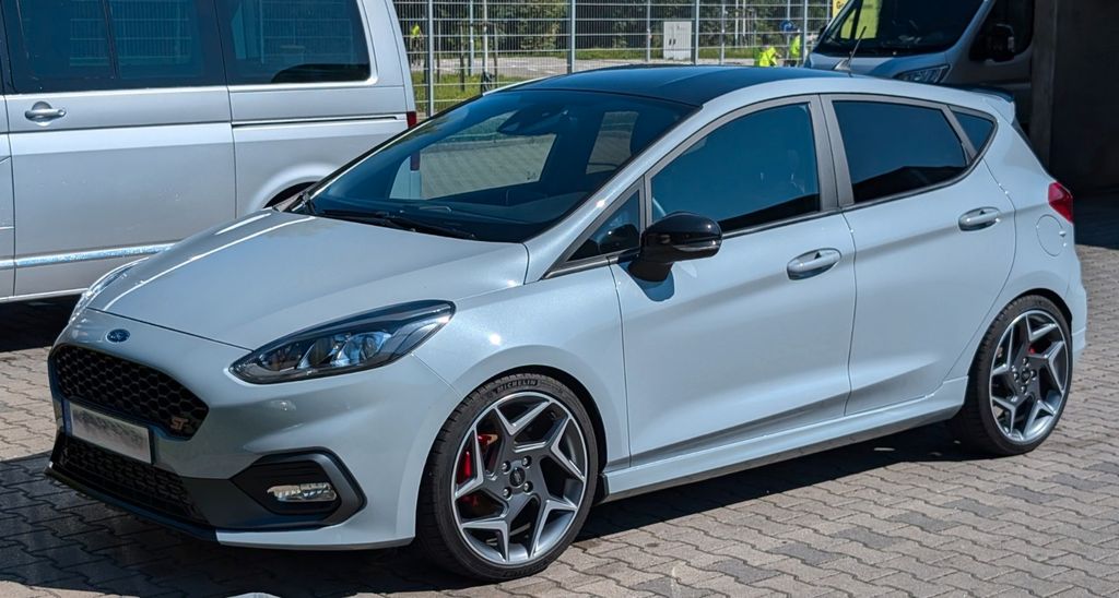 Ford Fiesta 31.000 km 22.490 &euro; Marbach am Neckar 71672