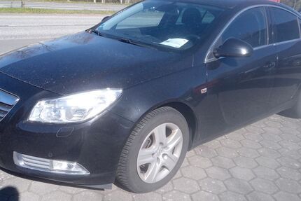Opel Insignia 198.000 km 5.950 &euro; Schwerin 19061