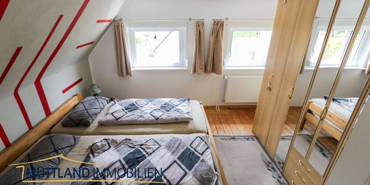 Doppelhaushälfte Stralsund Franken - 4 Zimmer, 80 m&sup2;, 249.000&euro; | Angebot:26815881