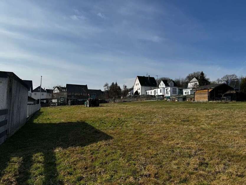 Grundstück zu verkaufen in Oelsberg 100.000 € 595 m²