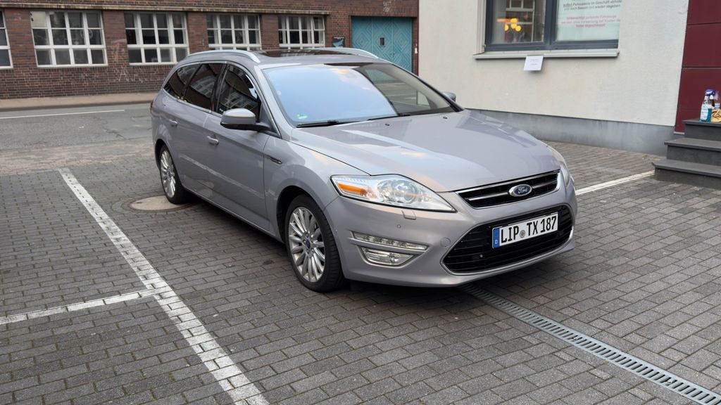 Ford Mondeo 313.700 km 3.699 &euro; Lage 32791
