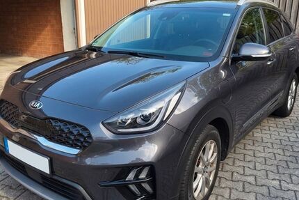 Kia Niro 69.500 km 18.000 &euro; München 81739