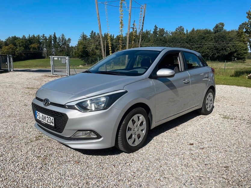 Hyundai i20 65.000 km 8.600 € Nandlstadt 85405