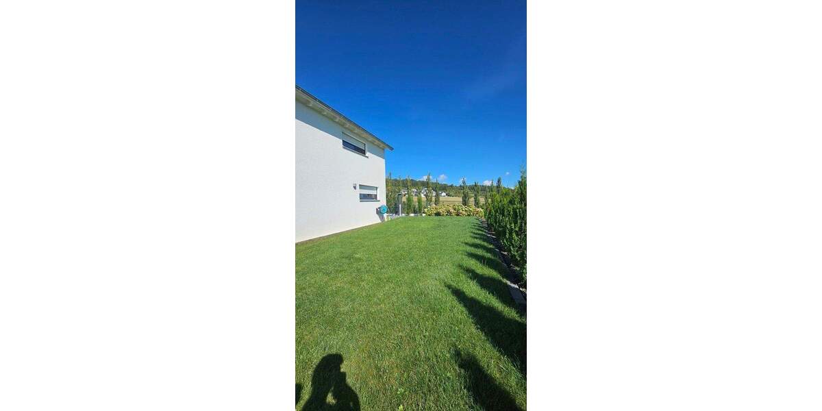 Modernes, schönes Einfamilienhaus, mit Blick ins Grüne in Weil der Stadt 4 zimmer