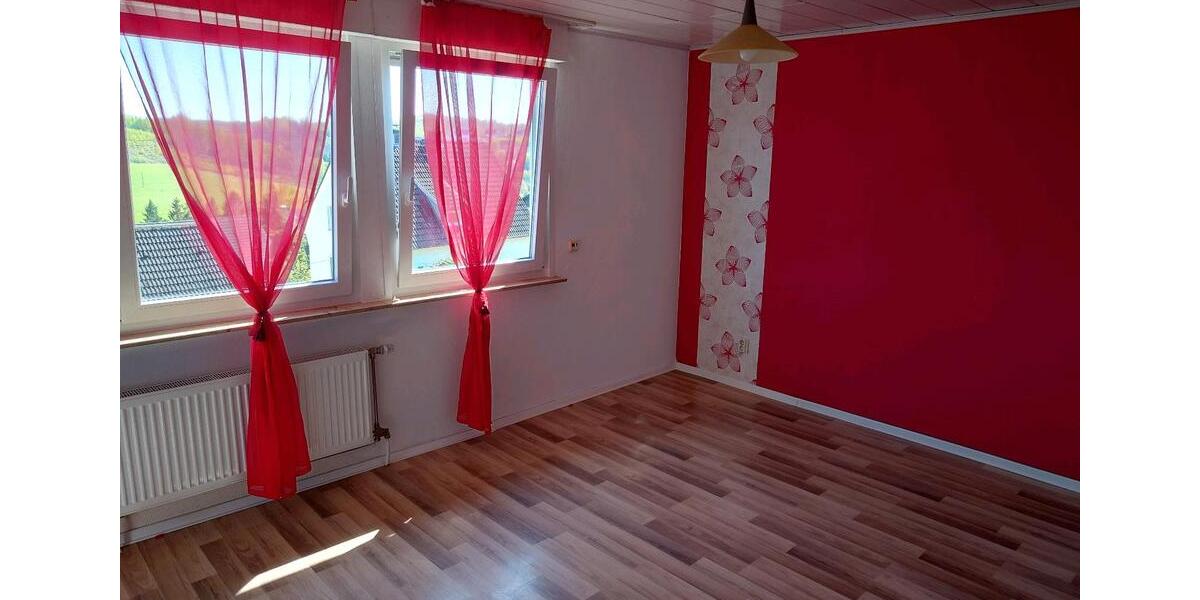 Mehrfamilienhaus, Wohnhaus Reichshof - 6 Zimmer, 200 m&sup2;, 325.000&euro; | Angebot:26305524