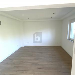RUHIG WOHNEN MIT GARTEN UND WEITBLICK - Einfamilienhaus Ofterdingen | Angebot:27327956