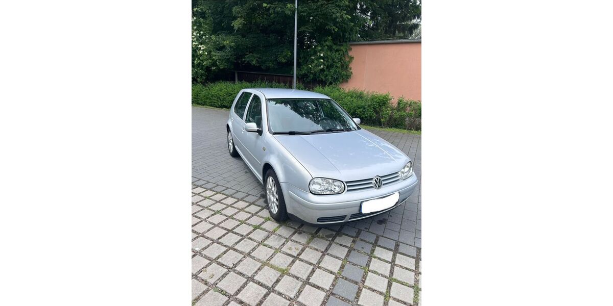 VW Golf 234.000 km 2.500 &euro; Frankenberg 09669