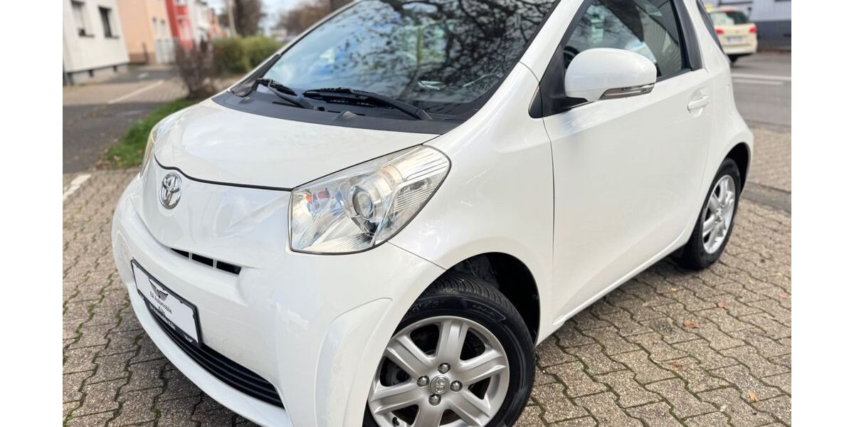 Toyota IQ 119.000 km 5.990 &euro; Köln/Wahn 51147