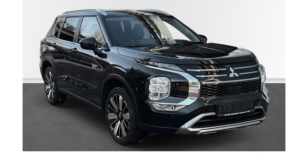 Mitsubishi Outlander 4.028 km 45.880 &euro; Hoyerswerda 02977