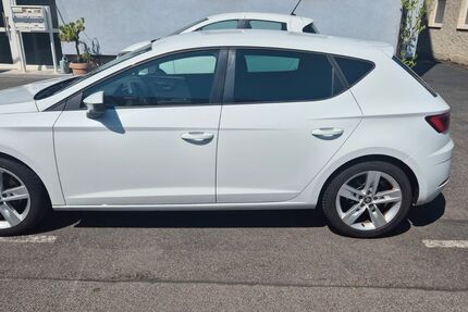 Seat Leon 100.000 km 12.499 &euro; Würzburg 97082
