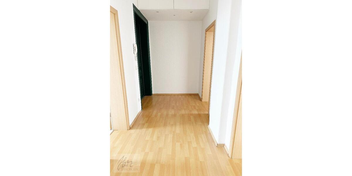 Etagenwohnung Riesa - 2 Zimmer, 73 m&sup2;, 395&euro; | Angebot:26400675