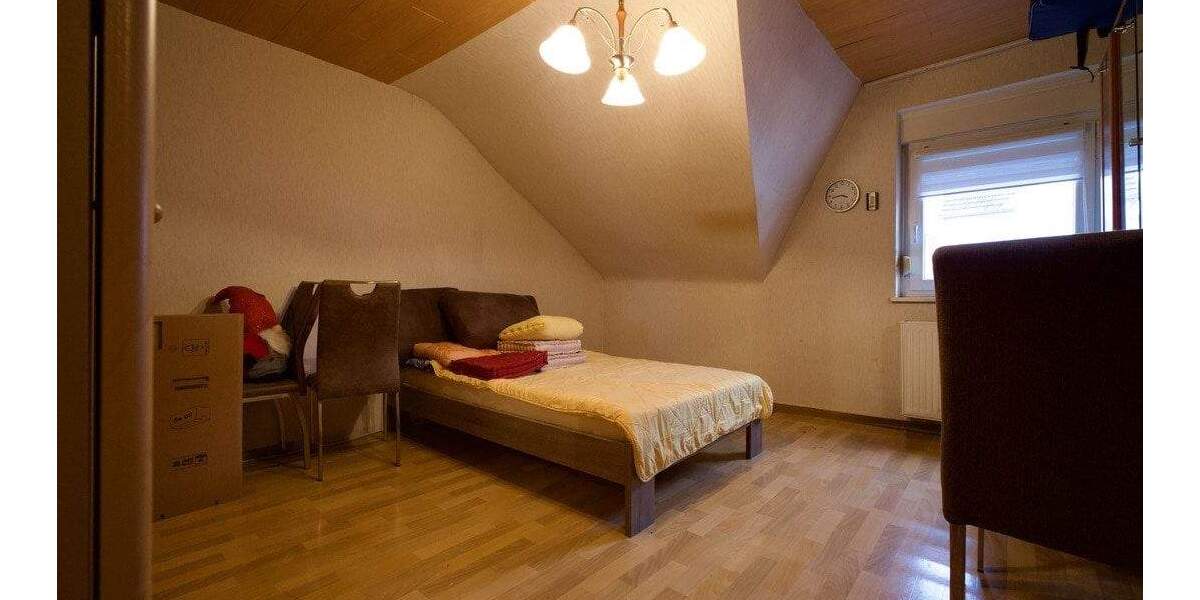 Reihenmittelhaus in Saarlouis-Roden 5 zimmer