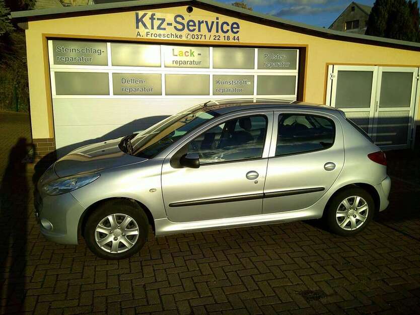 Peugeot 206 139.500 km 2.990 € Jahnsdorf / OT Leukersdorf 09387