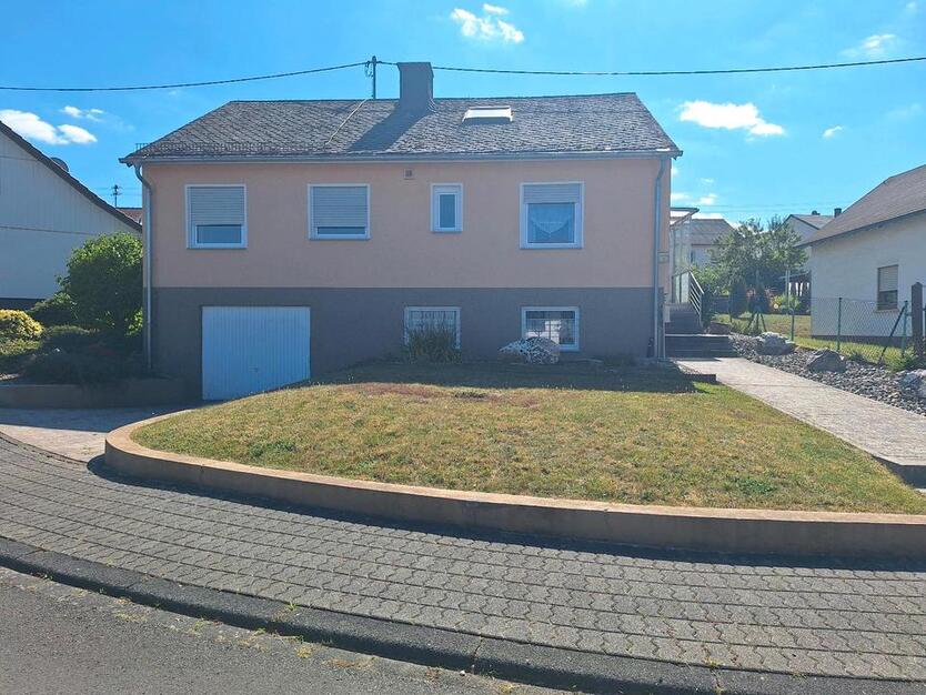 Freistehendes Einfamilienhaus in ruhiger Lage