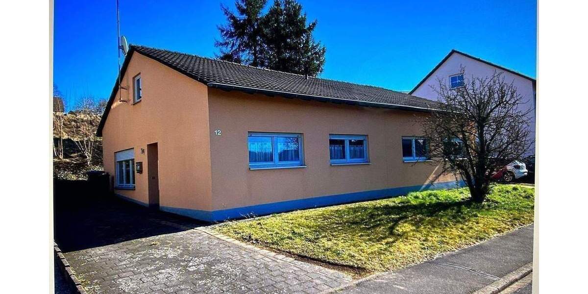 Mehrfamilienhaus, Wohnhaus Gillenfeld - 3 Zimmer, 65 m&sup2;, 570&euro; | Angebot:26703260