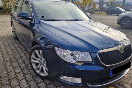 Skoda Superb 121.500 km 9.400 &euro; München 80939