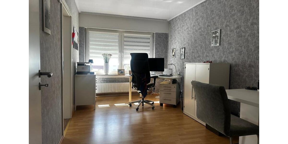 Einfamilienhaus Aßlar - 7 Zimmer, 150 m&sup2;, 385.000&euro; | Angebot:26358278