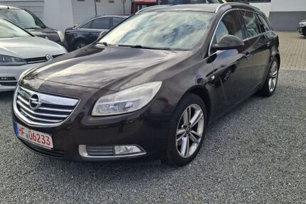 Opel Insignia 300.000 km 2.300 € Löhne Mennighüffen 32584