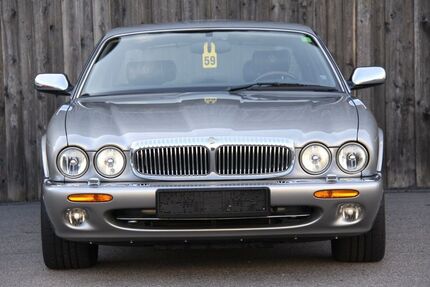 Jaguar Daimler 83.000 km 44.999 &euro; Heppenheim 64646