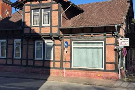 Wohn- und Geschäftshaus in Bad Gandersheim zu verkaufen. 1 zimmer