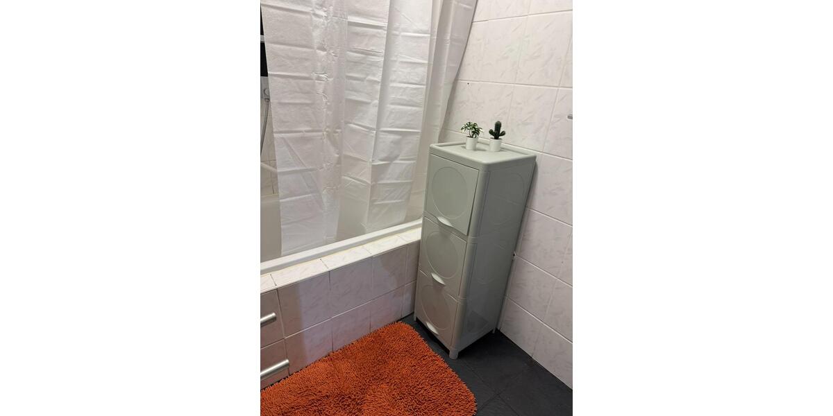 Etagenwohnung Sankt Augustin - 3 Zimmer, 17 m&sup2;, 450&euro; | Angebot:24963289