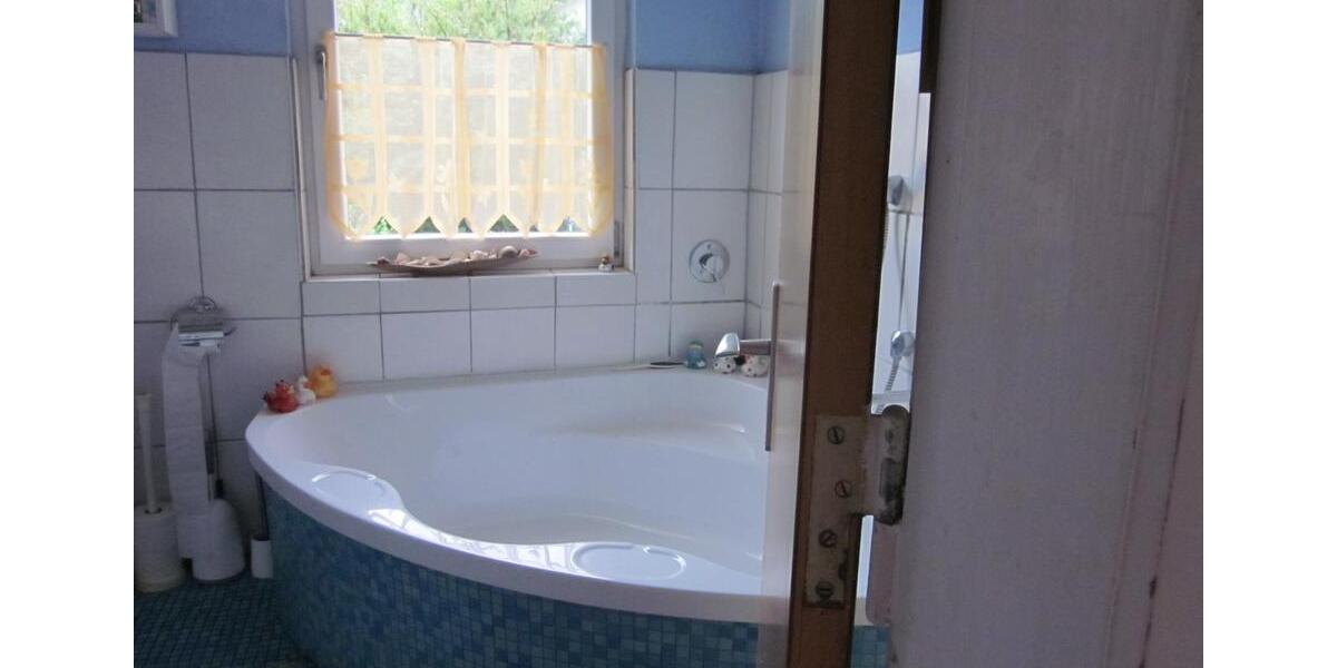 Einfamilienhaus Drochtersen - 3 Zimmer, 120 m&sup2;, 165.000&euro; | Angebot:24744138