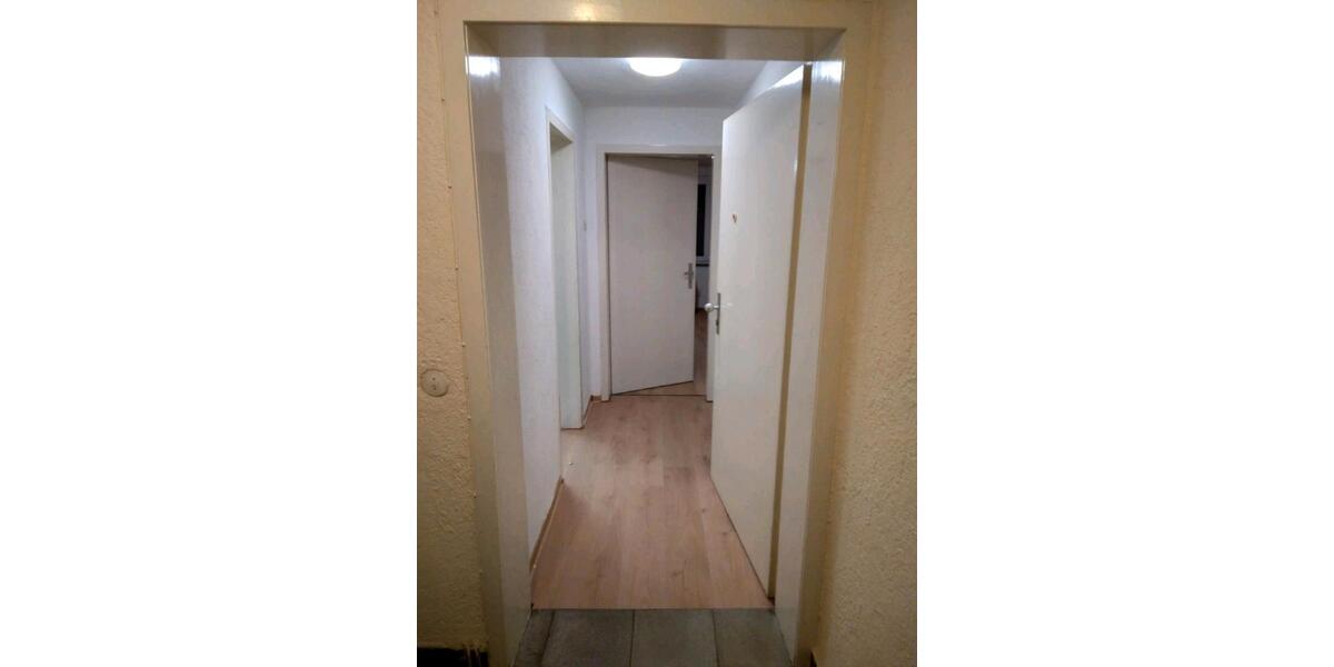 Dachgeschoßwohnung Backnang - 2 Zimmer, 32 m&sup2;, 570&euro; | Angebot:26288215