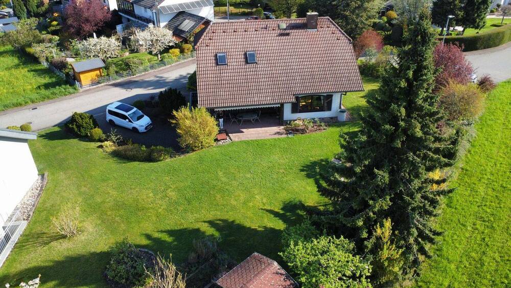 Einfamilienhaus Straubenhardt Conweiler - 8 Zimmer, 187 m&sup2;, 669.000&euro; | Angebot:26379848