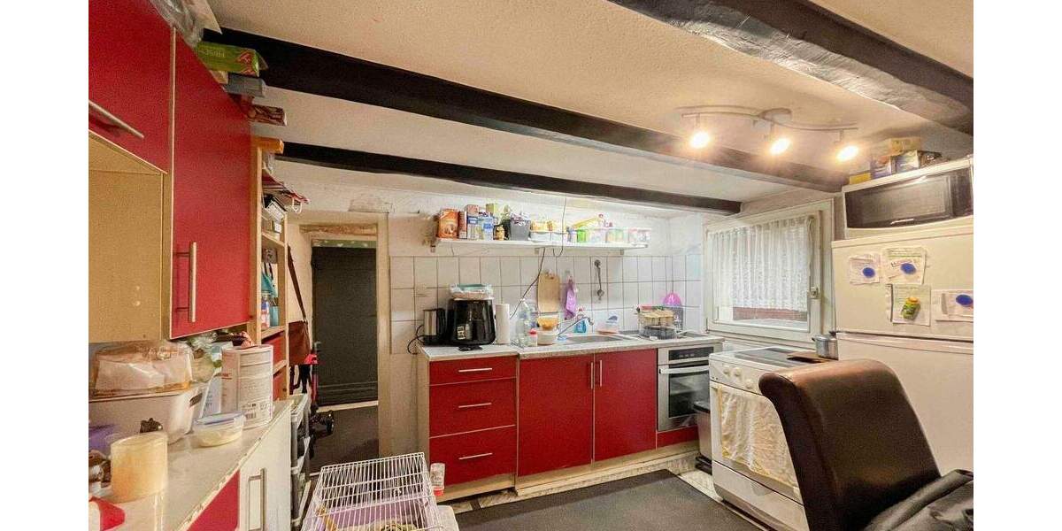 Für Macher und Kreative: Sanierungsbedürftiges Einfamilienhaus in Waldrandlage 2 zimmer