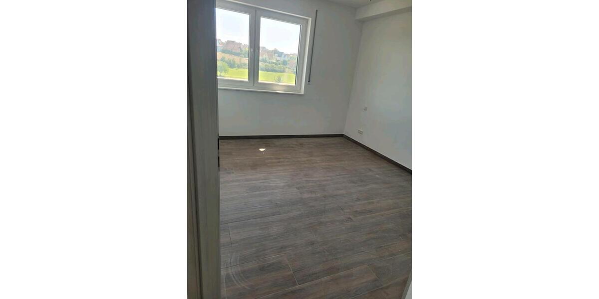 Etagenwohnung Aurachtal - 2 Zimmer, 43 m&sup2;, 575&euro; | Angebot:26399560
