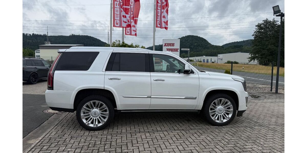 Cadillac Escalade 47.500 km 49.999 &euro; Untersteinach 95369