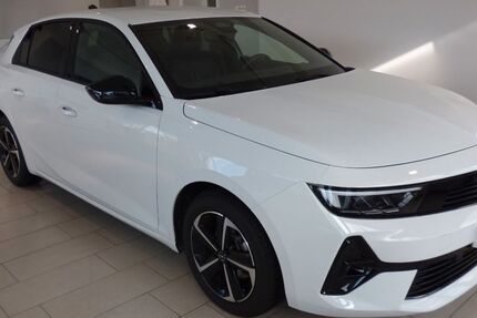 Opel Astra 9.300 km 25.440 € Ahorntal 95491